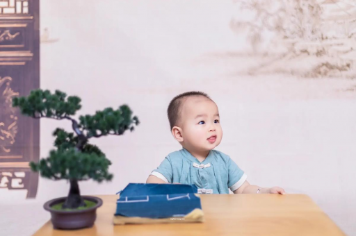 孟州怀孕多久会小腹隆起